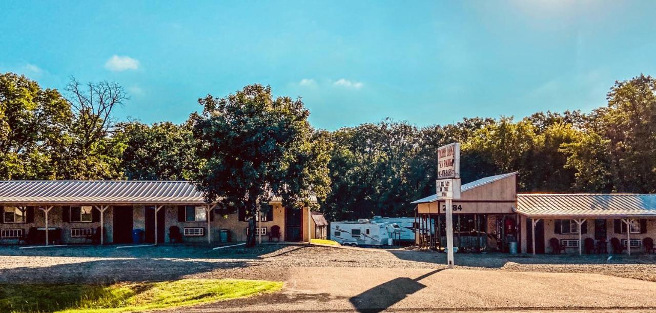Reel Inn And Lodge Quitman Exterior photo