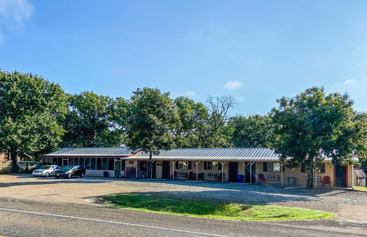 Reel Inn And Lodge Quitman Exterior photo